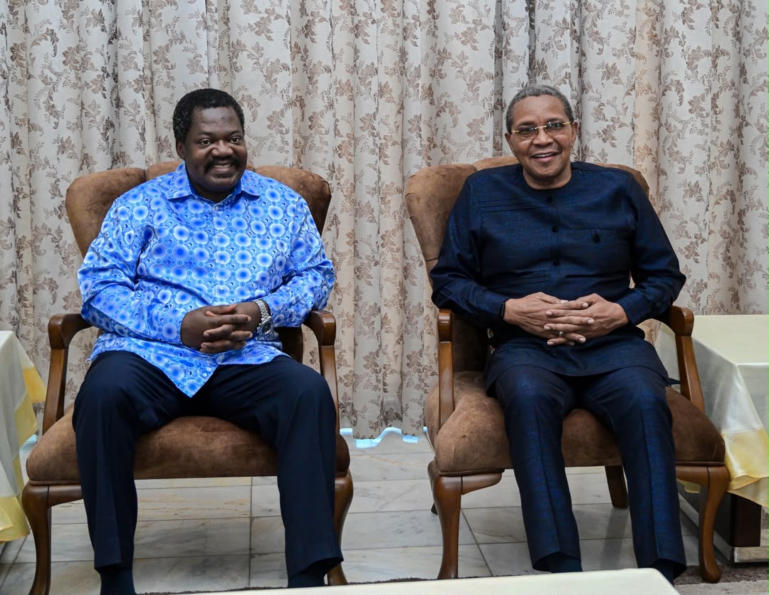 Dr Jakaya and Nchimbi meet together