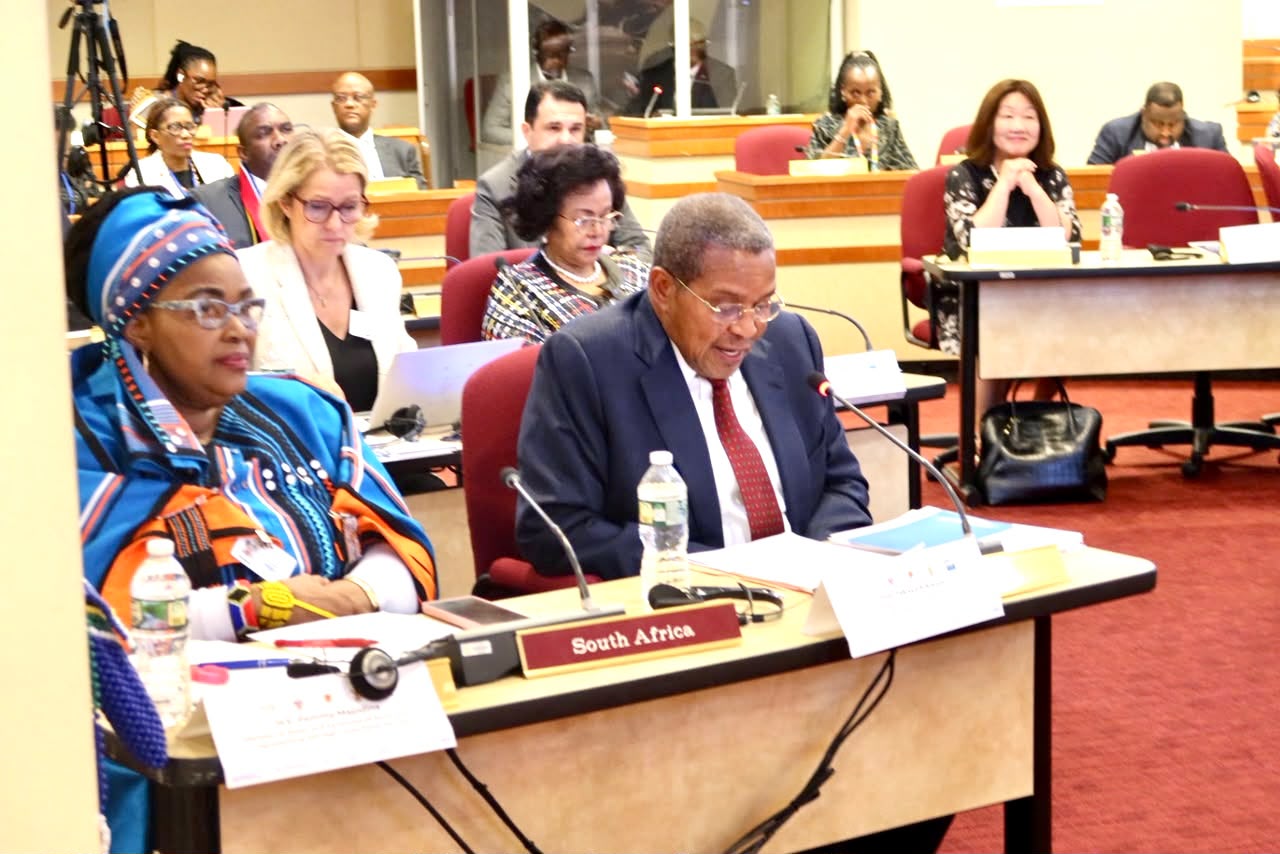 Kikwete Presents Africa Water Investment Report at United Nations Meeting in NewYork Kikwete Presents Africa Water Investment Report at United Nations Meeting in NewYork
